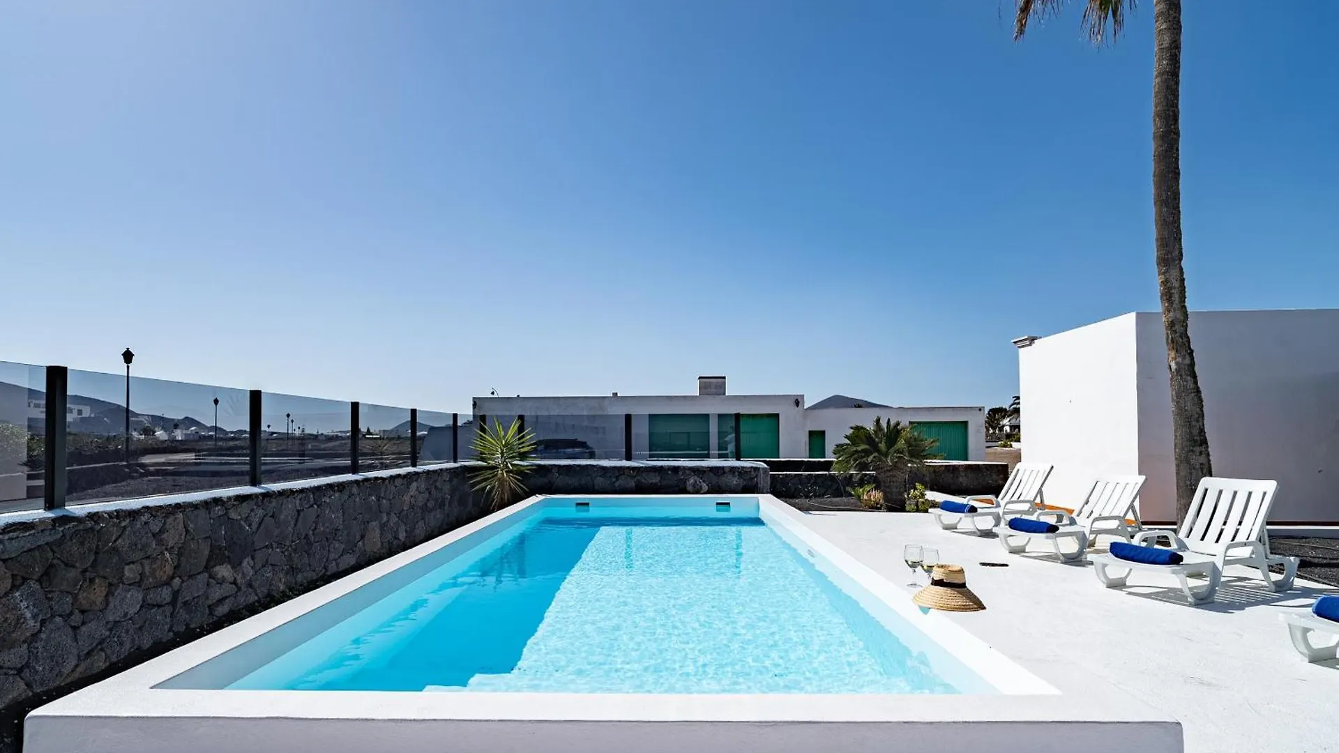 Casa Origen Villa Masdache 0*,